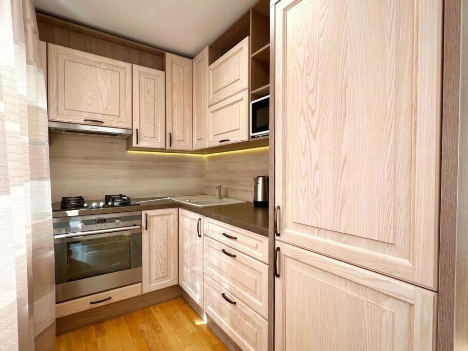 נרבה New Apartment With A View In The Town Center מראה חיצוני תמונה